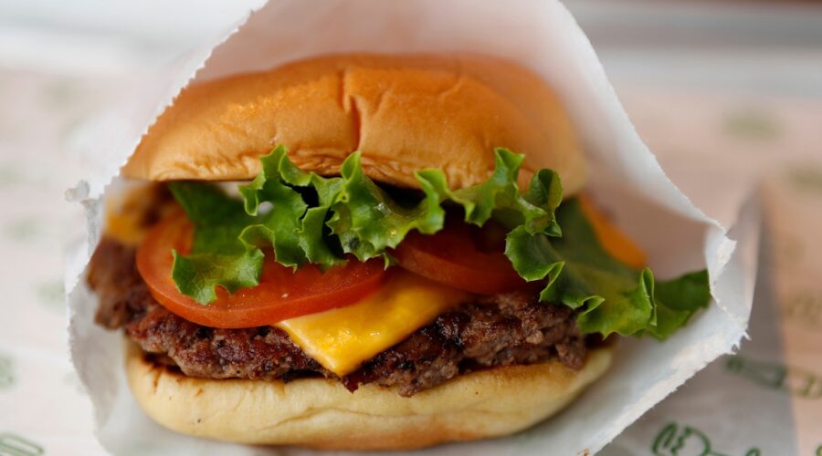 Oakland’s 10 Best Shake Shacks for East Bay Burger Enthusiasts