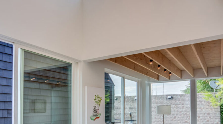 Menasha’s 10 Best Shake Shacks for Waterfront Flavor Fans